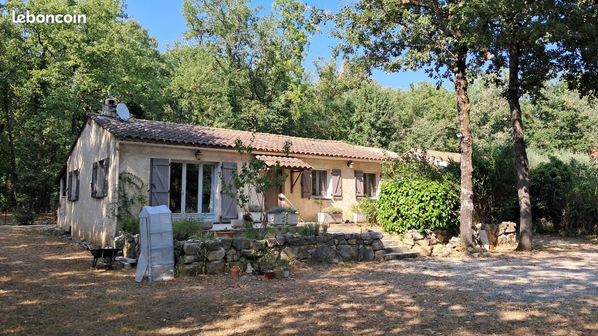 Maison à vendre, 94m², Tourrettes