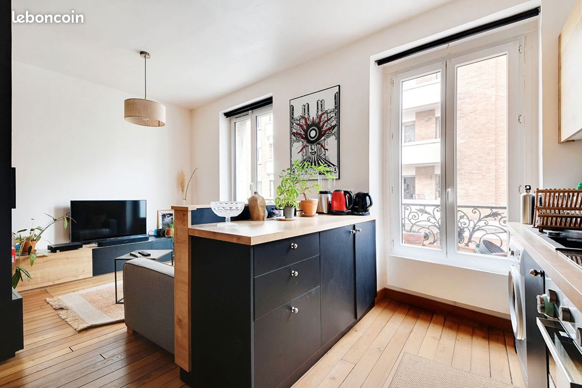 Appartement à louer, 31m², Paris 18ème