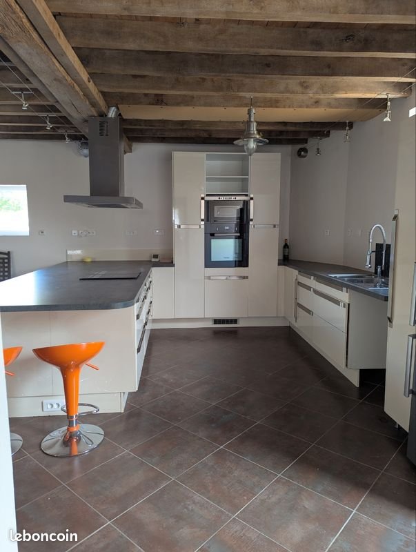 Maison à louer, 131m², Saint-Ay