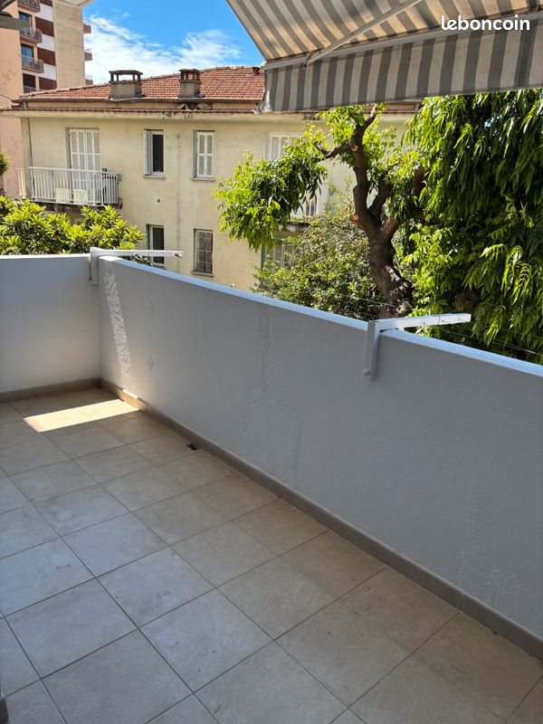 Appartement à louer, 78m², Ajaccio