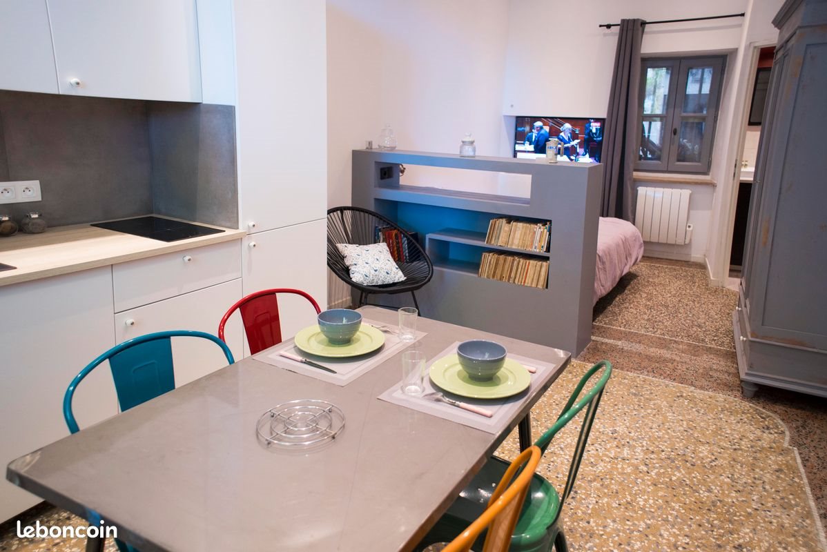 Appartement à louer, 25m², Arles