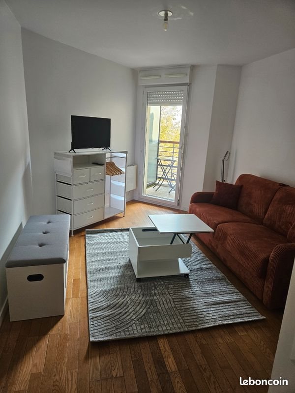 Appartement à louer, 22m², Suresnes