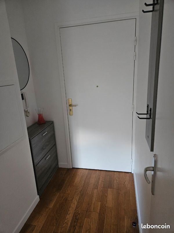Appartement à louer, 22m², Suresnes