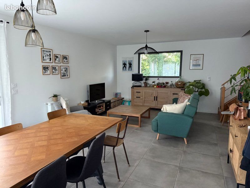 Maison à louer, 100m², Pluneret