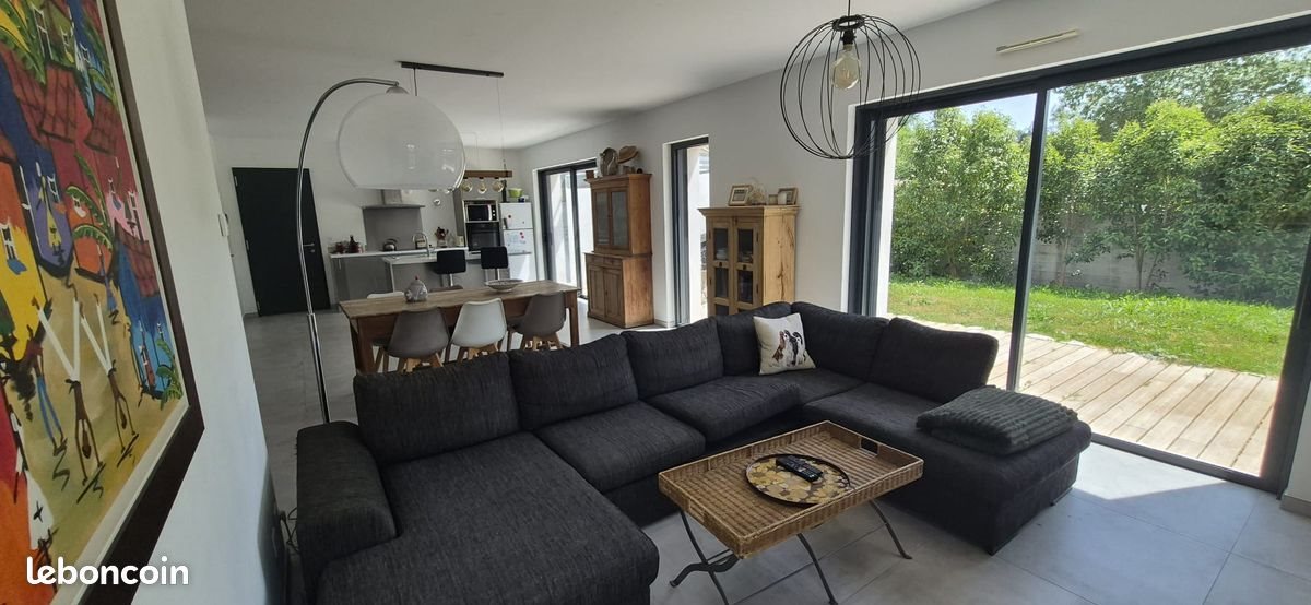 Maison à louer, 110m², Roquefort-les-Pins
