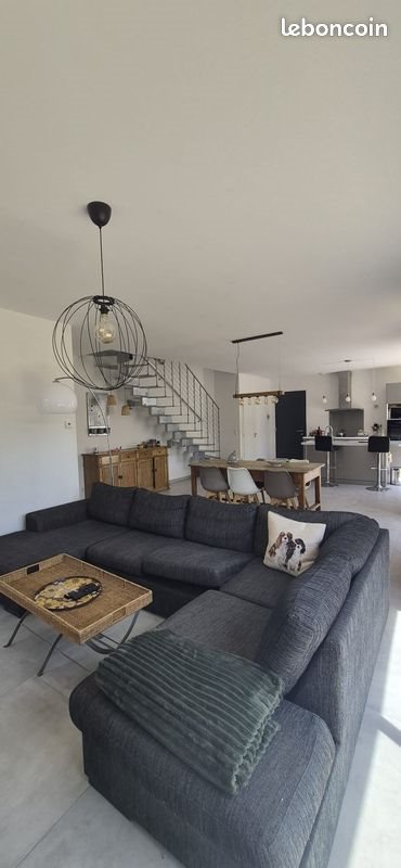 Maison à louer, 110m², Roquefort-les-Pins
