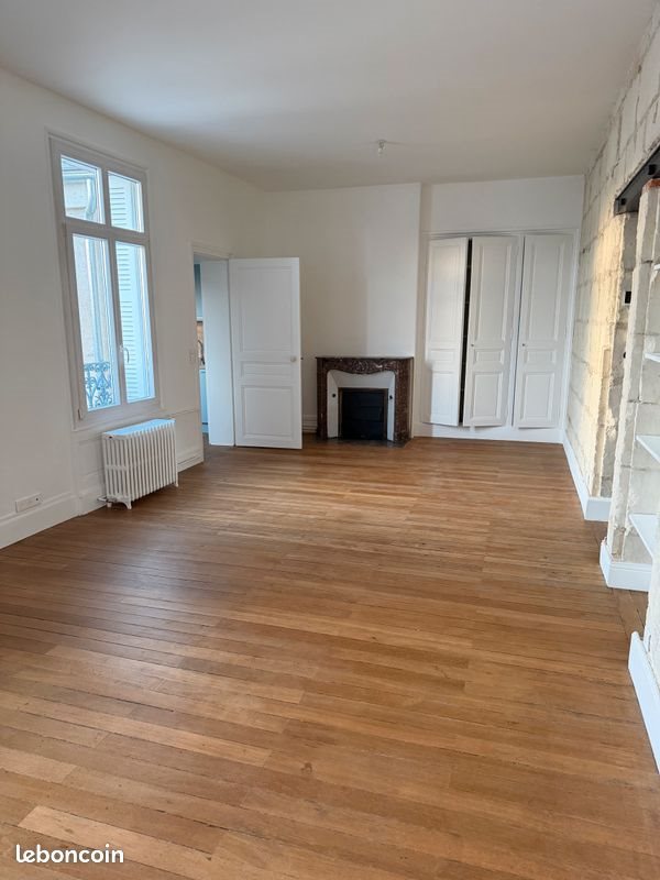 Appartement à louer, 91m², Tours