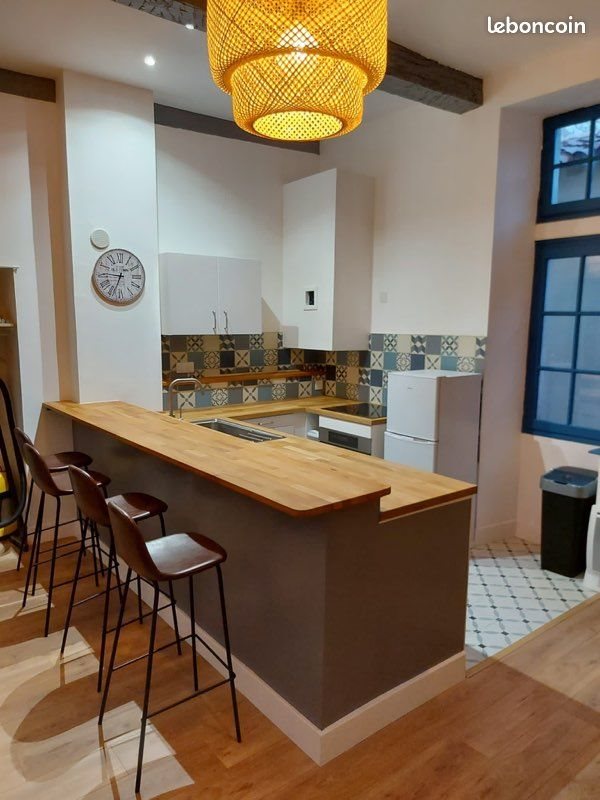 Appartement à louer, 57m², Nîmes