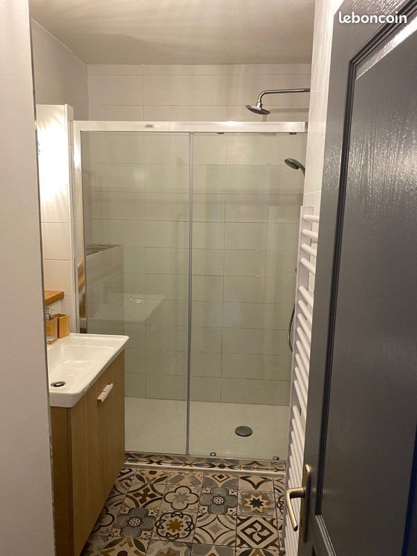 Appartement à louer, 57m², Nîmes