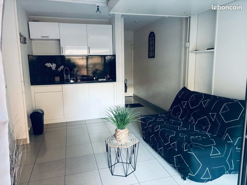 Appartement à louer, 25m², Fréjus