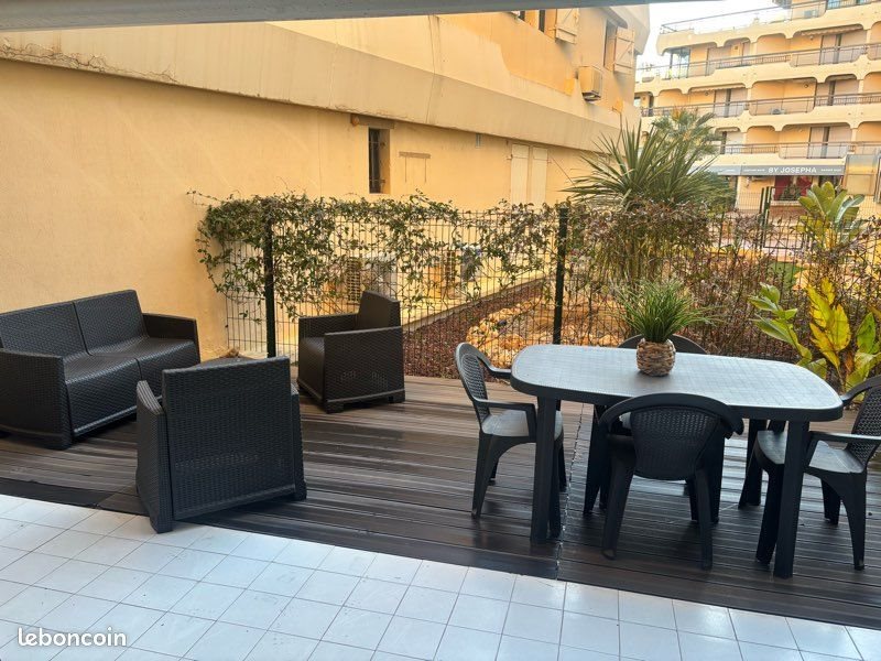 Appartement à louer, 25m², Fréjus