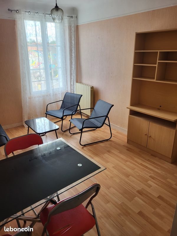 Appartement à louer, 45m², Cerizay