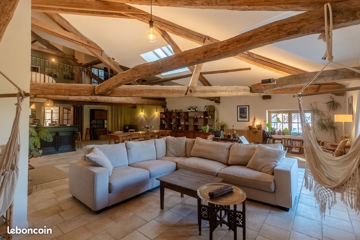 Maison à vendre, 371m², Charentay