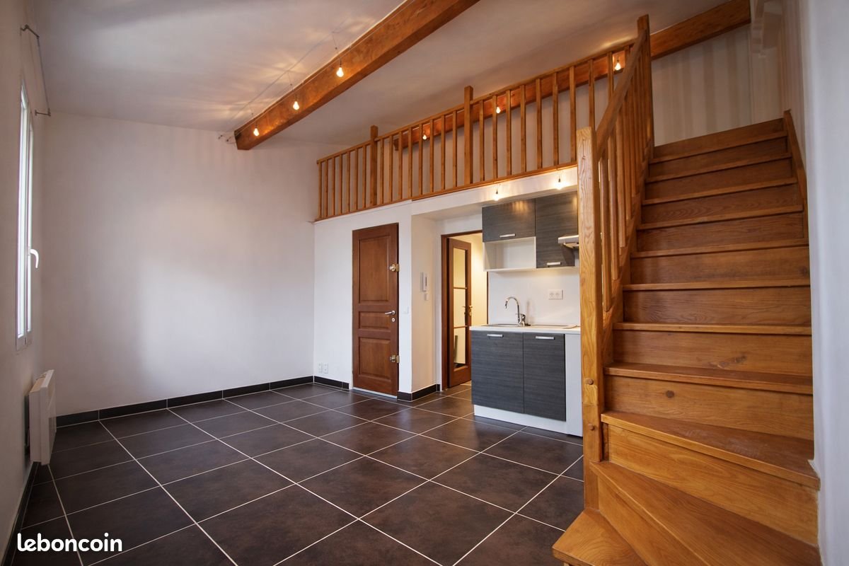 Appartement à louer, 30m², Aubagne