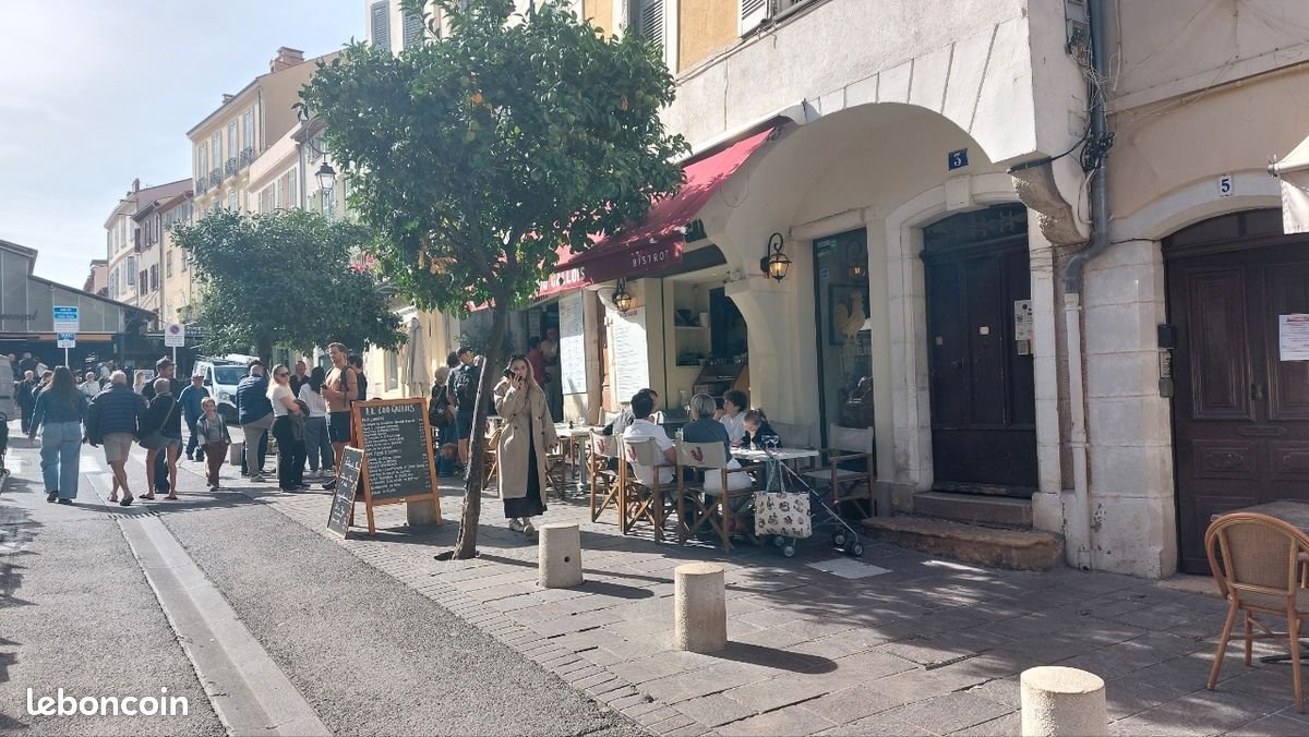 Maison à louer, 10m², Antibes