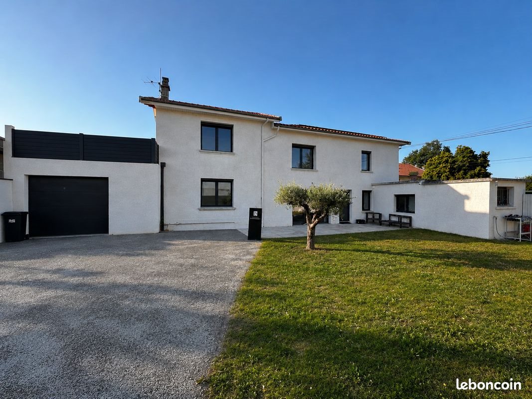 Maison à vendre, 115m², Roussillon