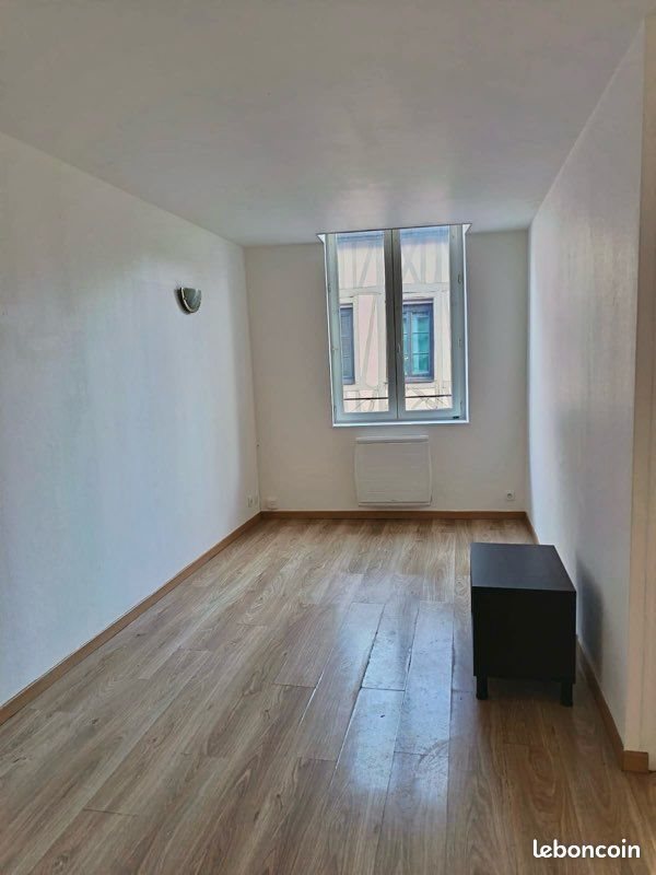 Appartement à louer, 30m², Elbeuf