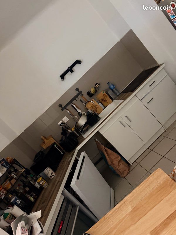 Appartement à louer, 90m², Villeneuve-de-Berg