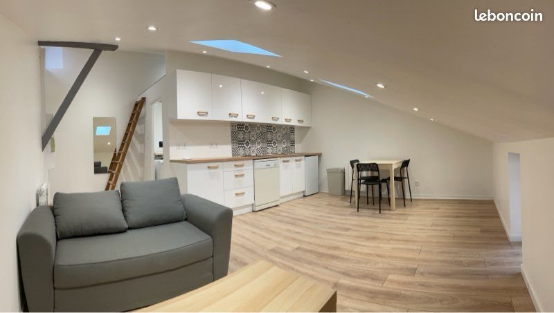Appartement à louer, 25m², Belleville