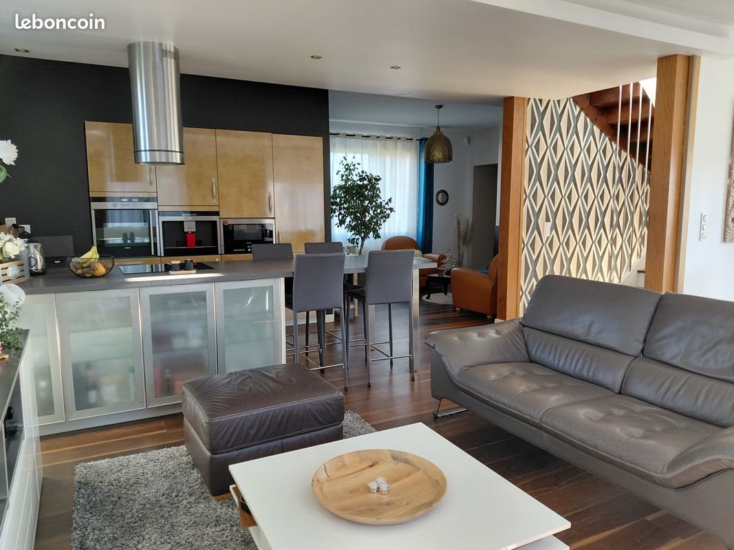 Maison à vendre, 200m², Croutelle