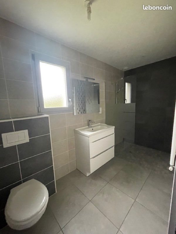 Maison à louer, 120m², Montreuil-sur-Maine