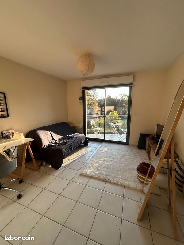 Appartement à louer, 24m², Niort