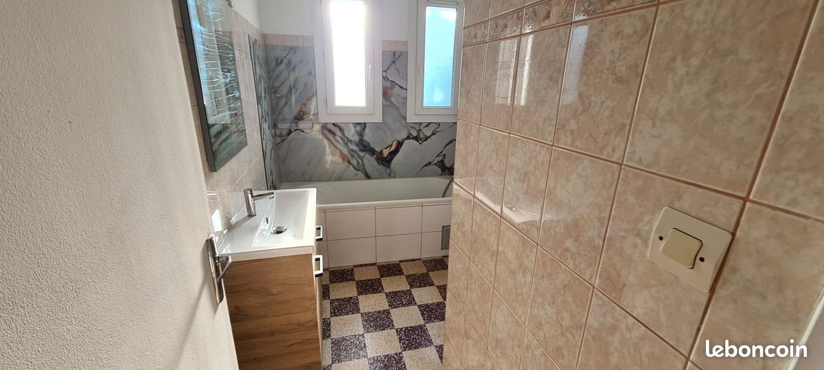 Appartement à louer, 70m², Béziers