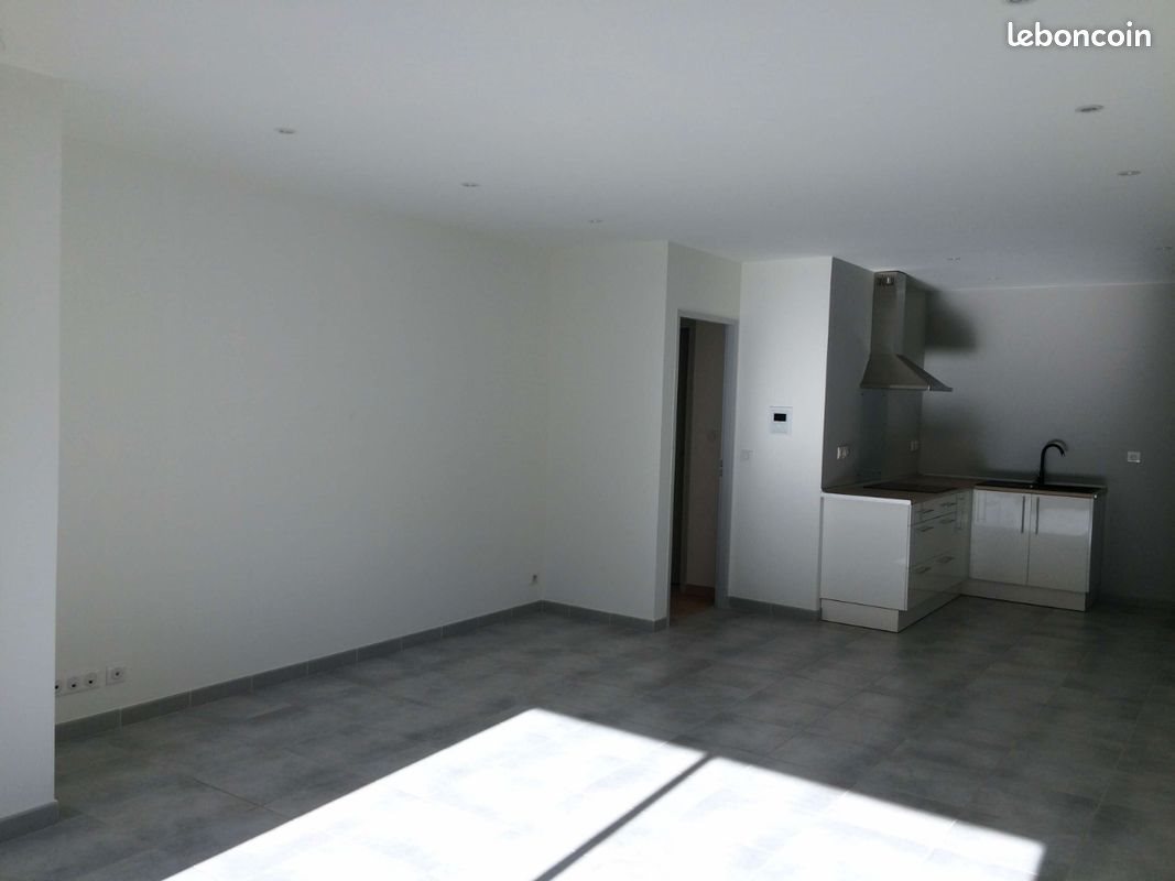 Appartement à louer, 80m², Saze