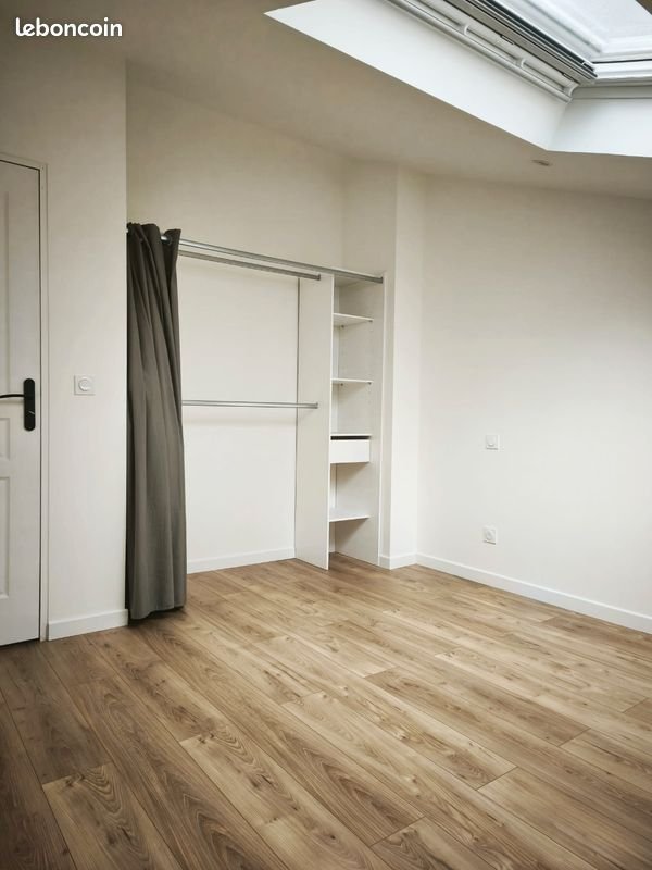 Appartement à louer, 84m², Rochefort