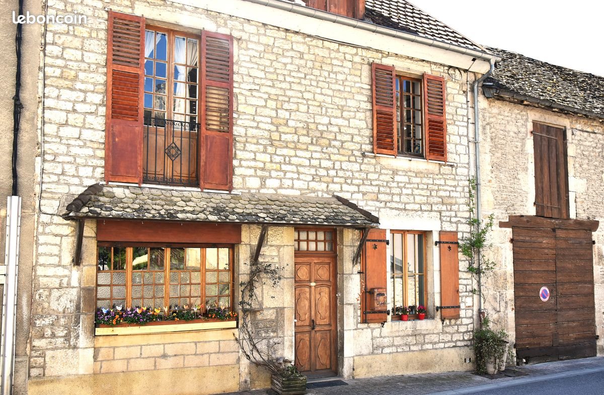 Maison à vendre, 94m², Ornans
