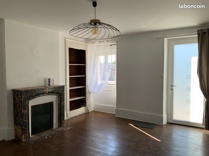 Appartement à louer, 70m², Imphy