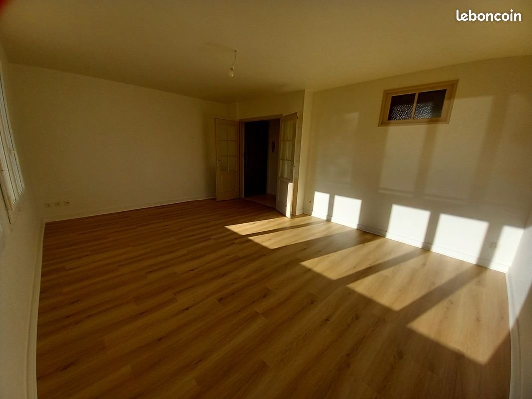 Appartement à louer, 74m², Paray-le-Monial