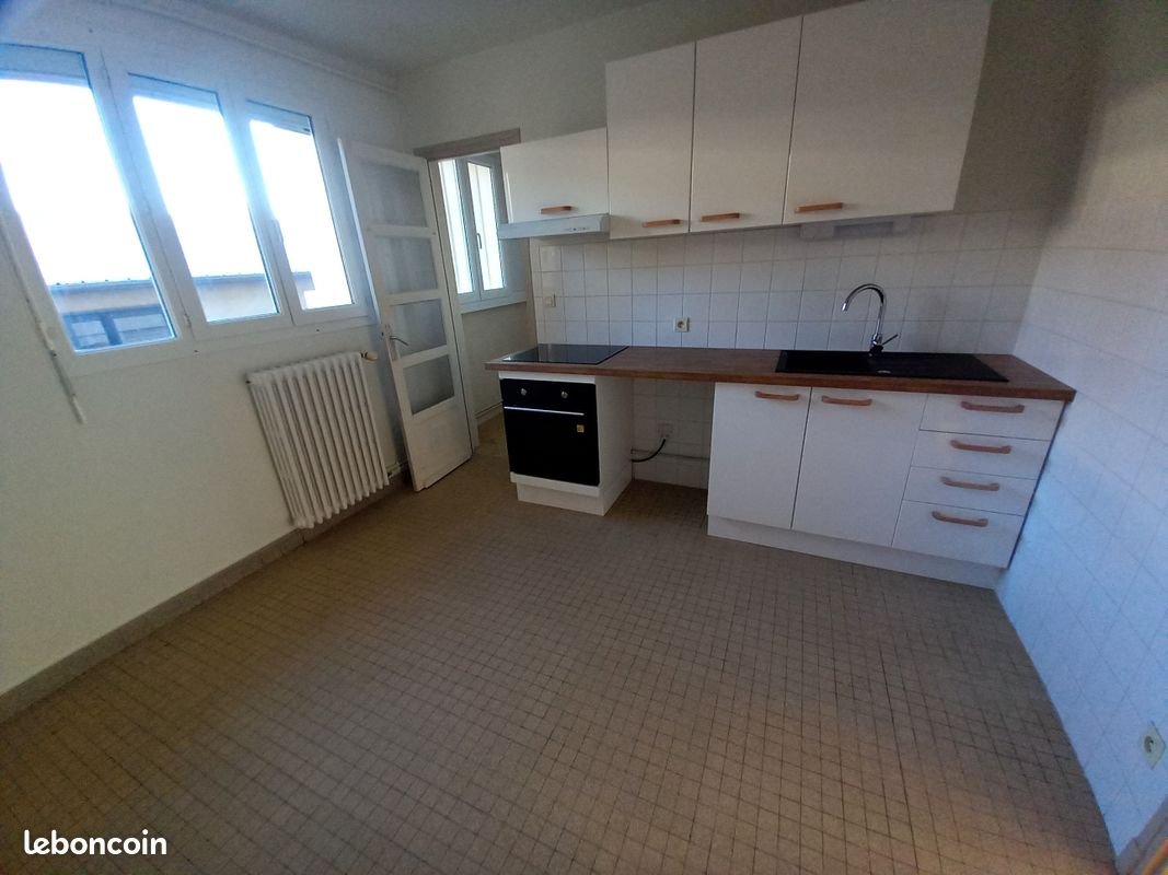 Appartement à louer, 74m², Paray-le-Monial