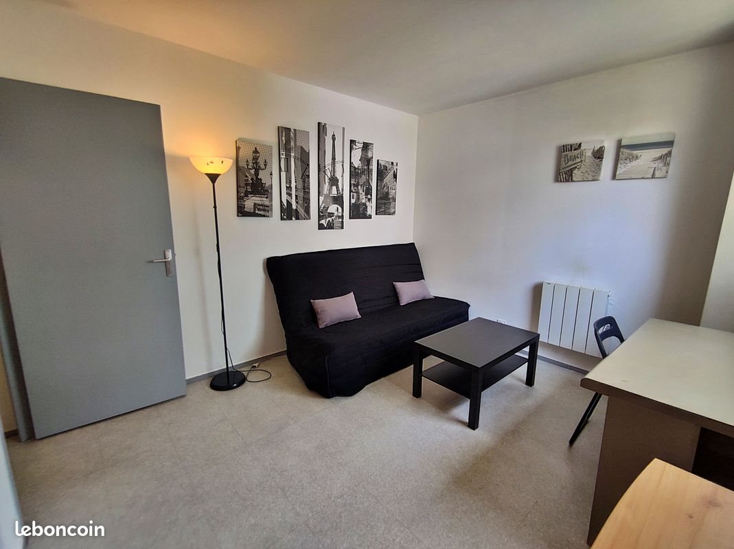 Appartement à louer, 18m², Cergy
