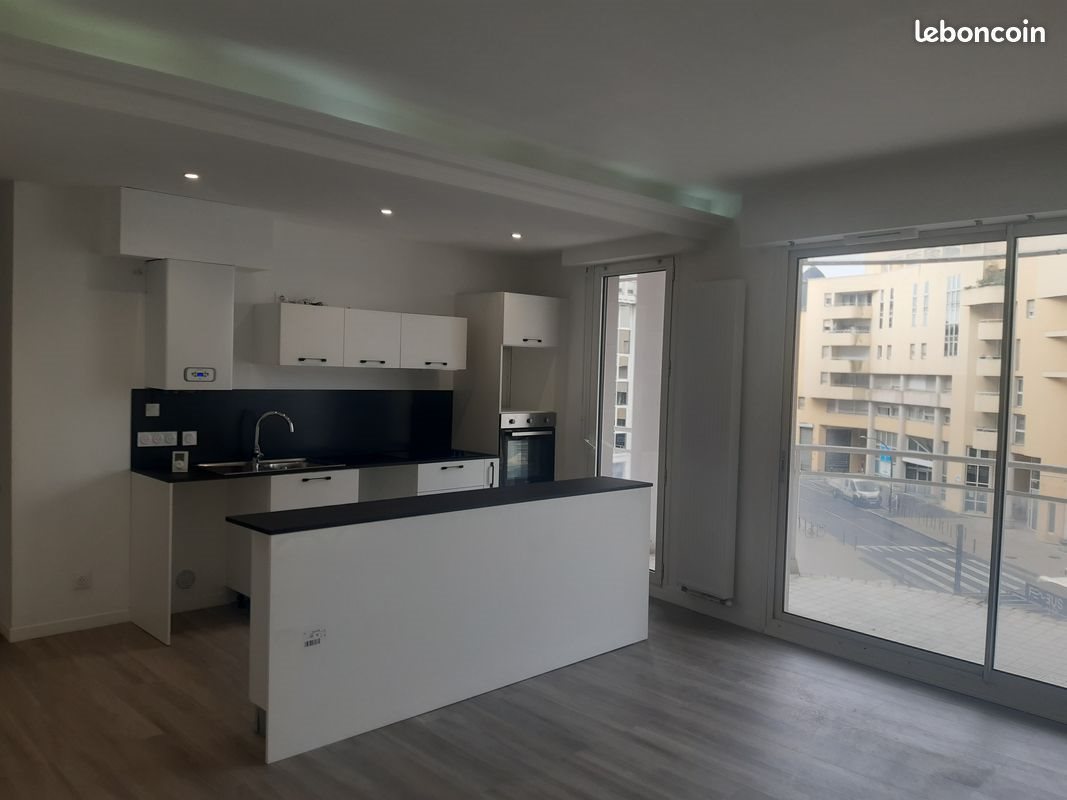Appartement à louer, 63m², Pau
