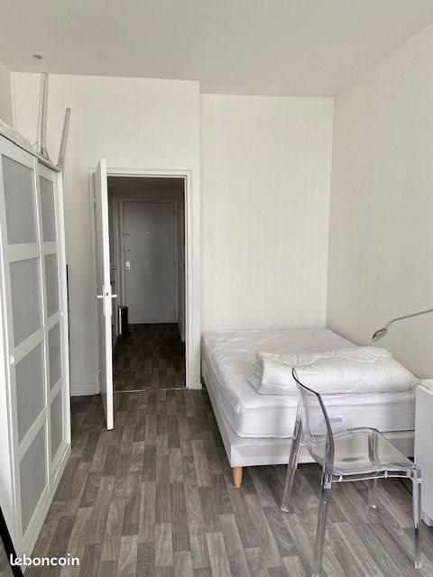 Appartement à louer, 23m², Puteaux