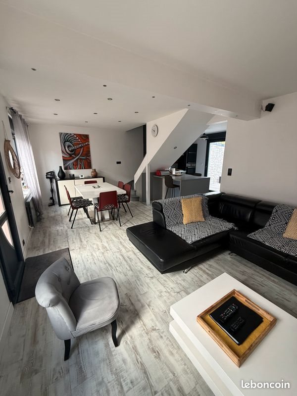 Maison à louer, 75m², Equeurdreville-Hainneville
