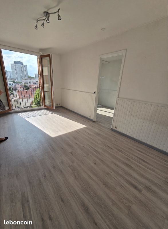 Appartement à louer, 37m², Colombes