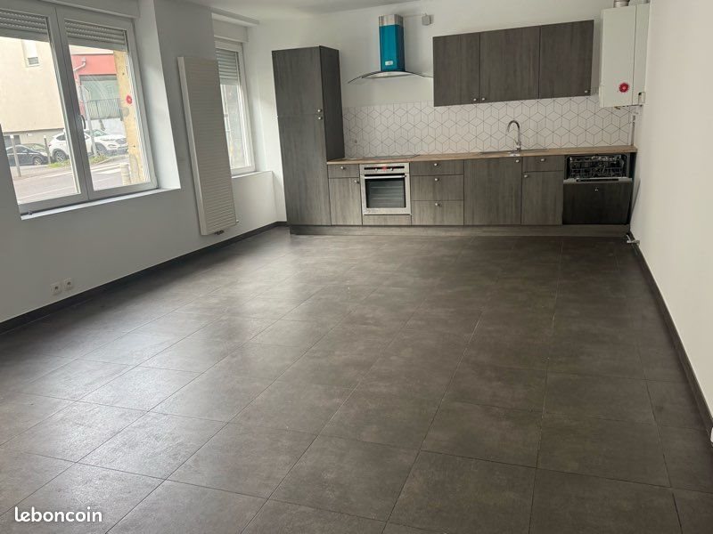 Appartement à louer, 85m², Longwy