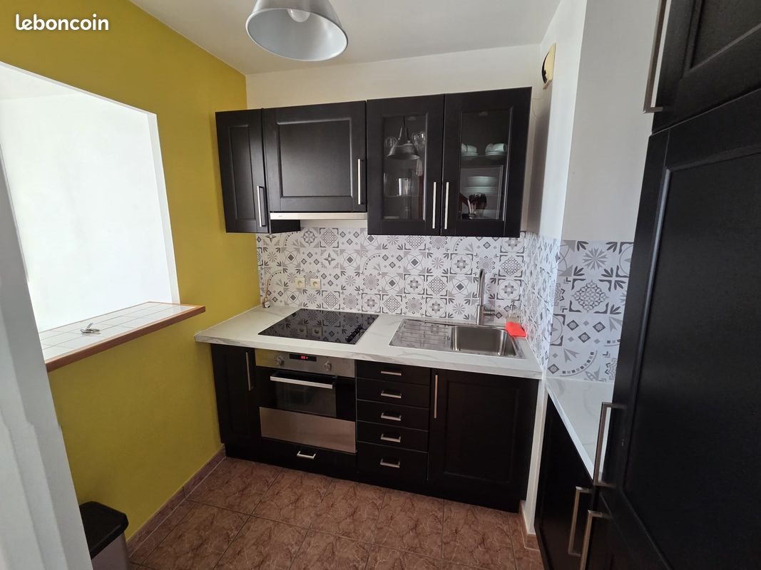 Appartement à louer, 41m², Courbevoie