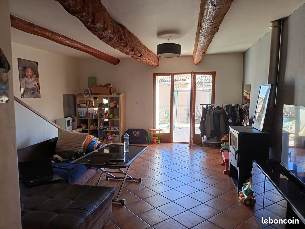 Maison à louer, 110m², Cadenet