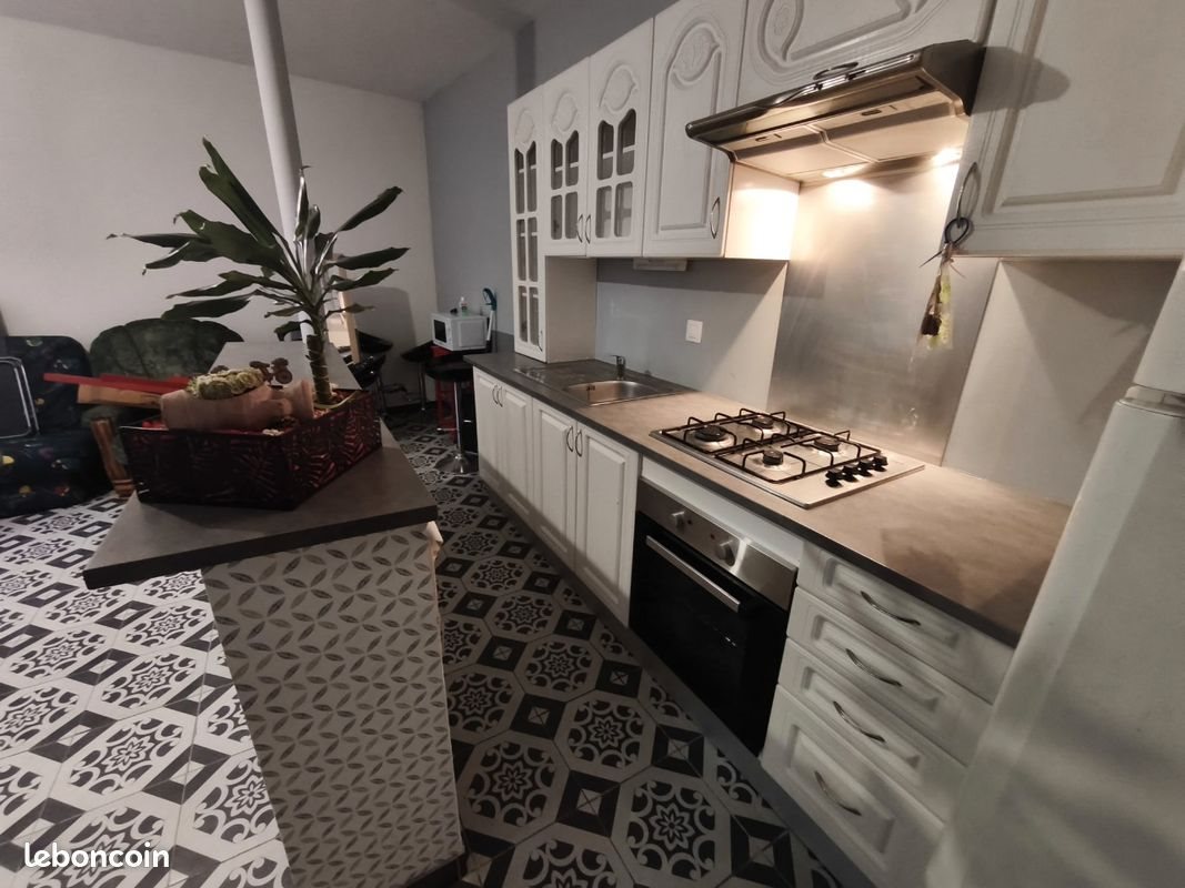Appartement à louer, 40m², Boiscommun