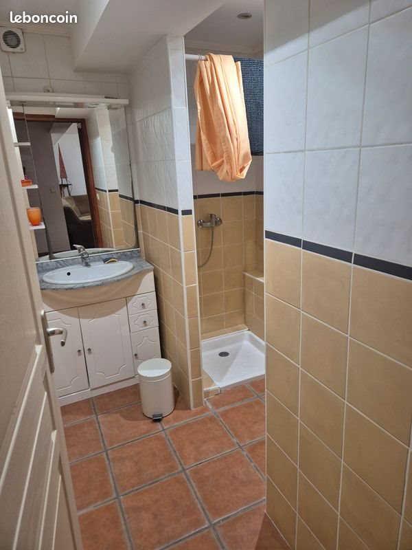 Appartement à louer, 77m², Laroque-des-Albères