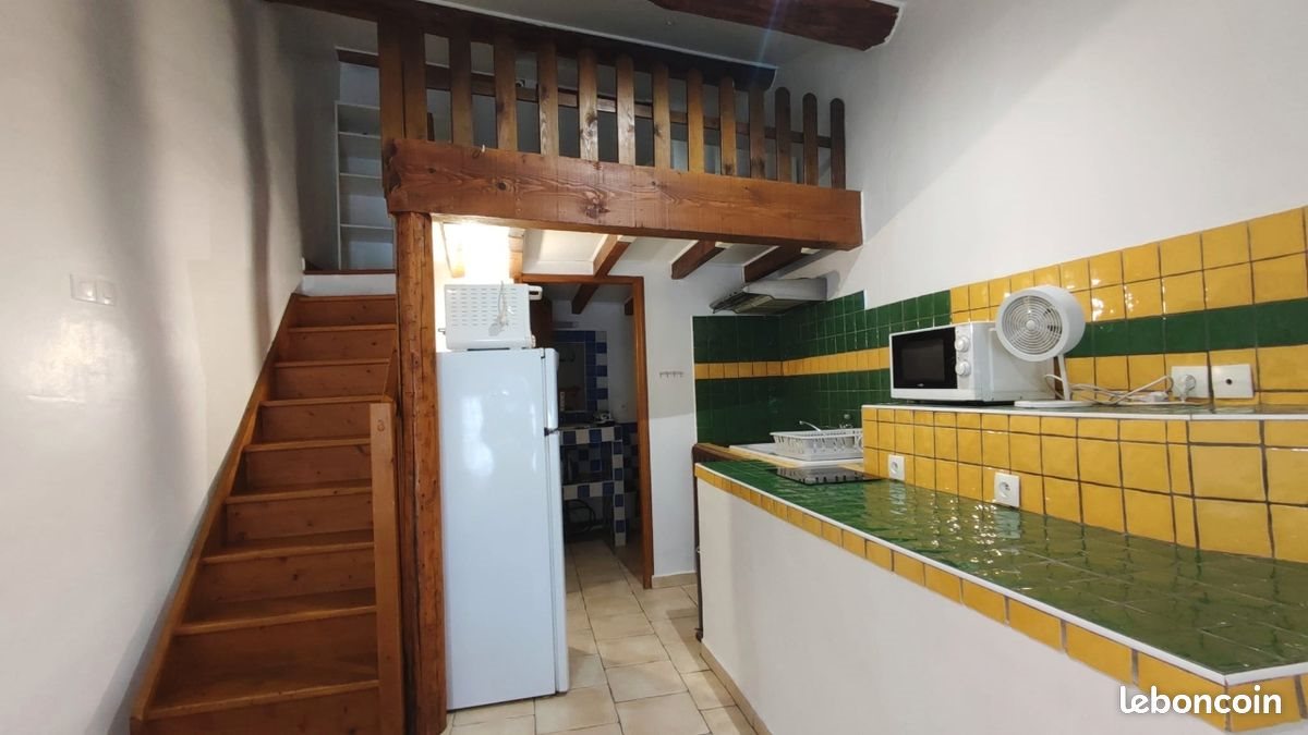 Appartement à louer, 23m², Saint-Saturnin-lès-Avignon