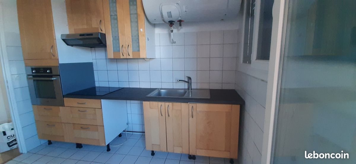 Appartement à louer, 70m², Nîmes