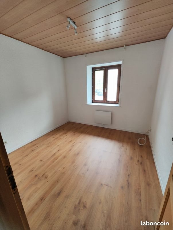 Appartement à louer, 35m², Verrières-de-Joux