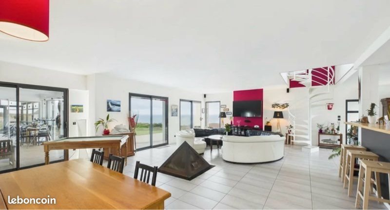 Maison à vendre, 355m², Plogoff