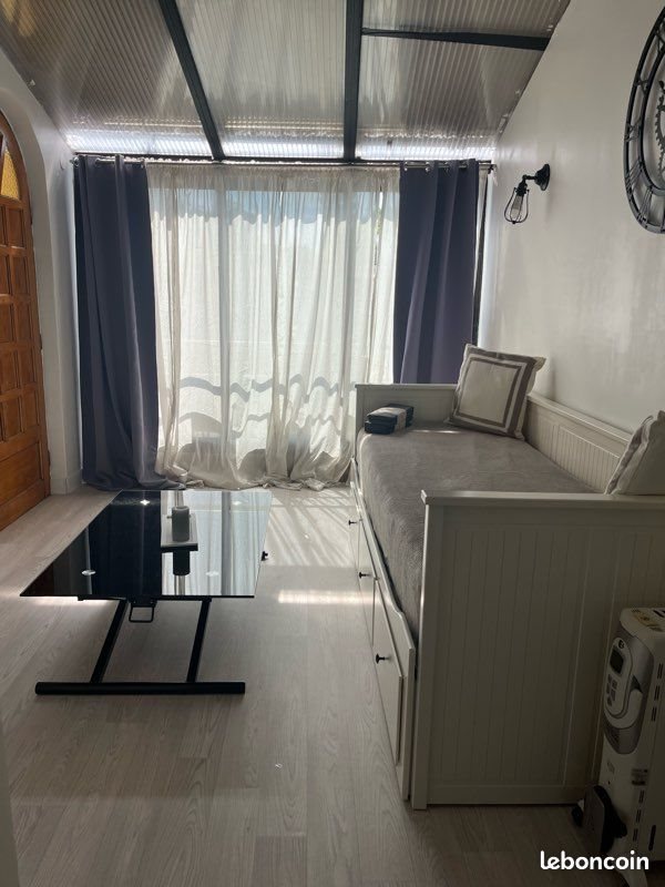 Appartement à louer, 19m², Villecresnes