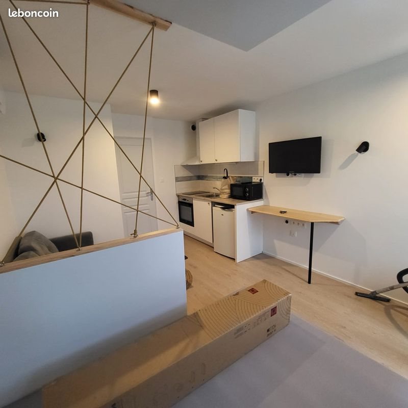 Appartement à louer, 19m², Issoire