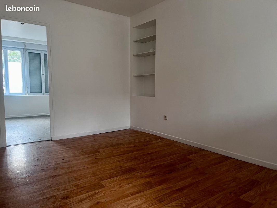 Appartement à louer, 45m², Plénée-Jugon